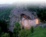 The Predjama castle, Postojna
