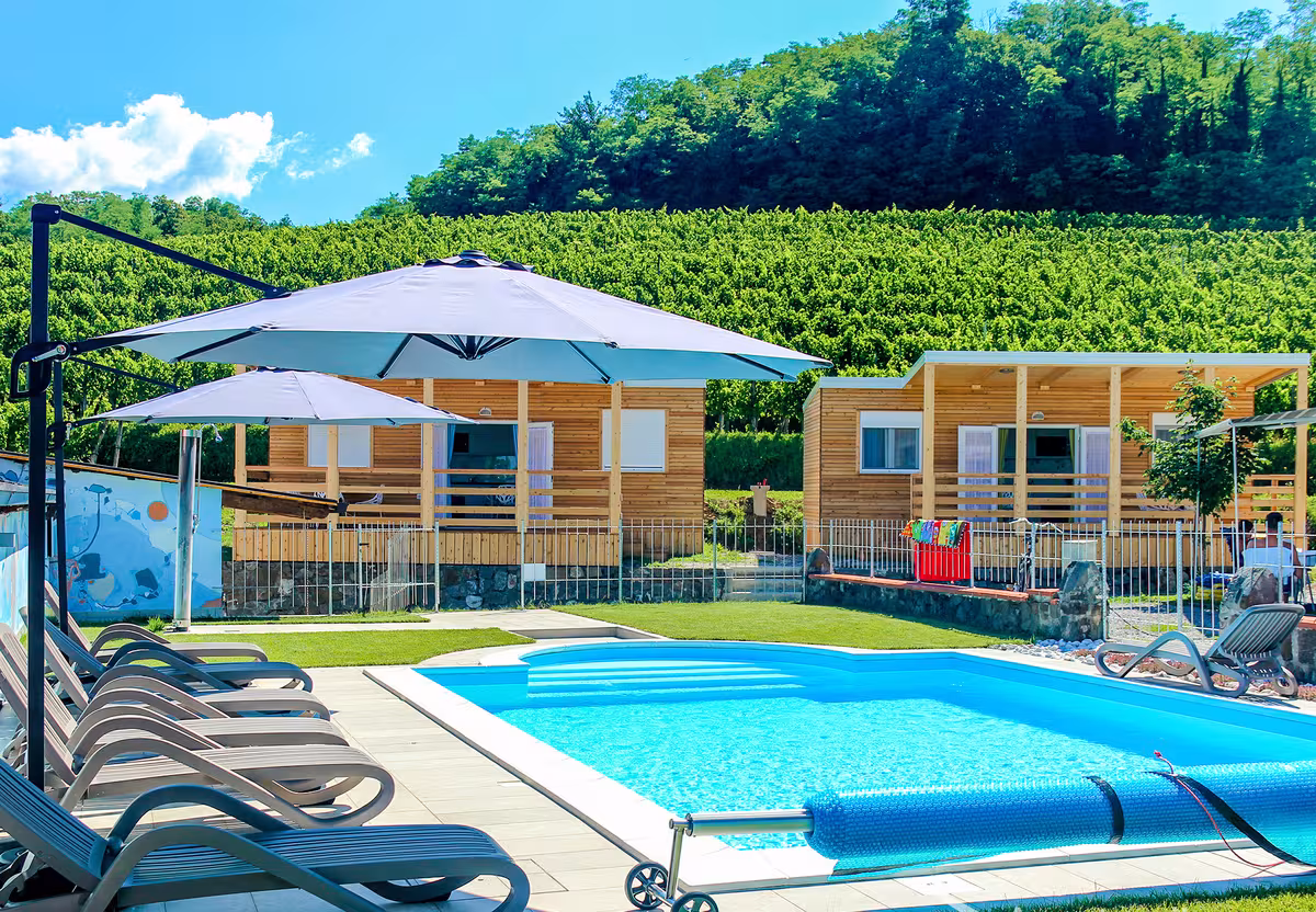 Bungalows – Turizem Saksida